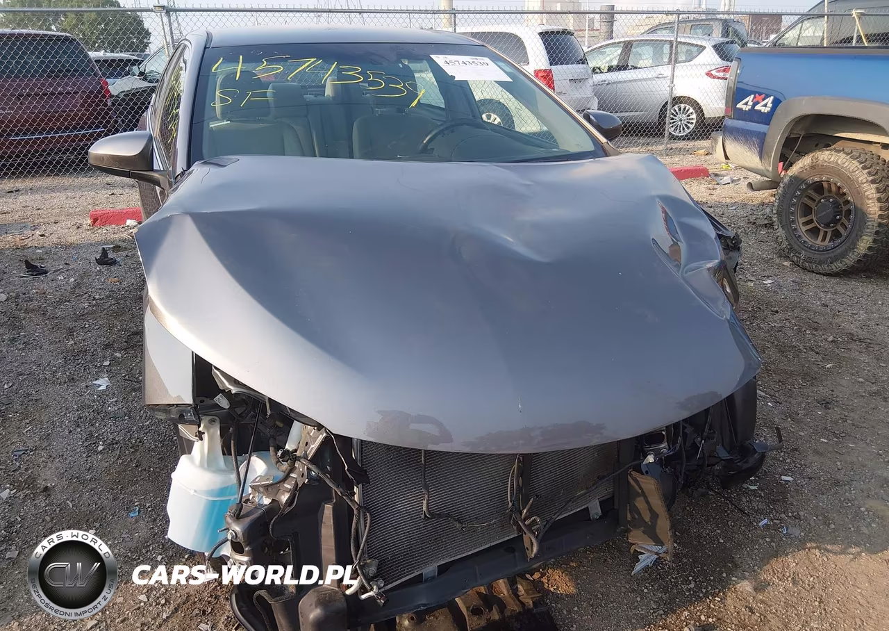 2017 Toyota Camry Le VIN:4T1BF1FK1HU747712 - 6