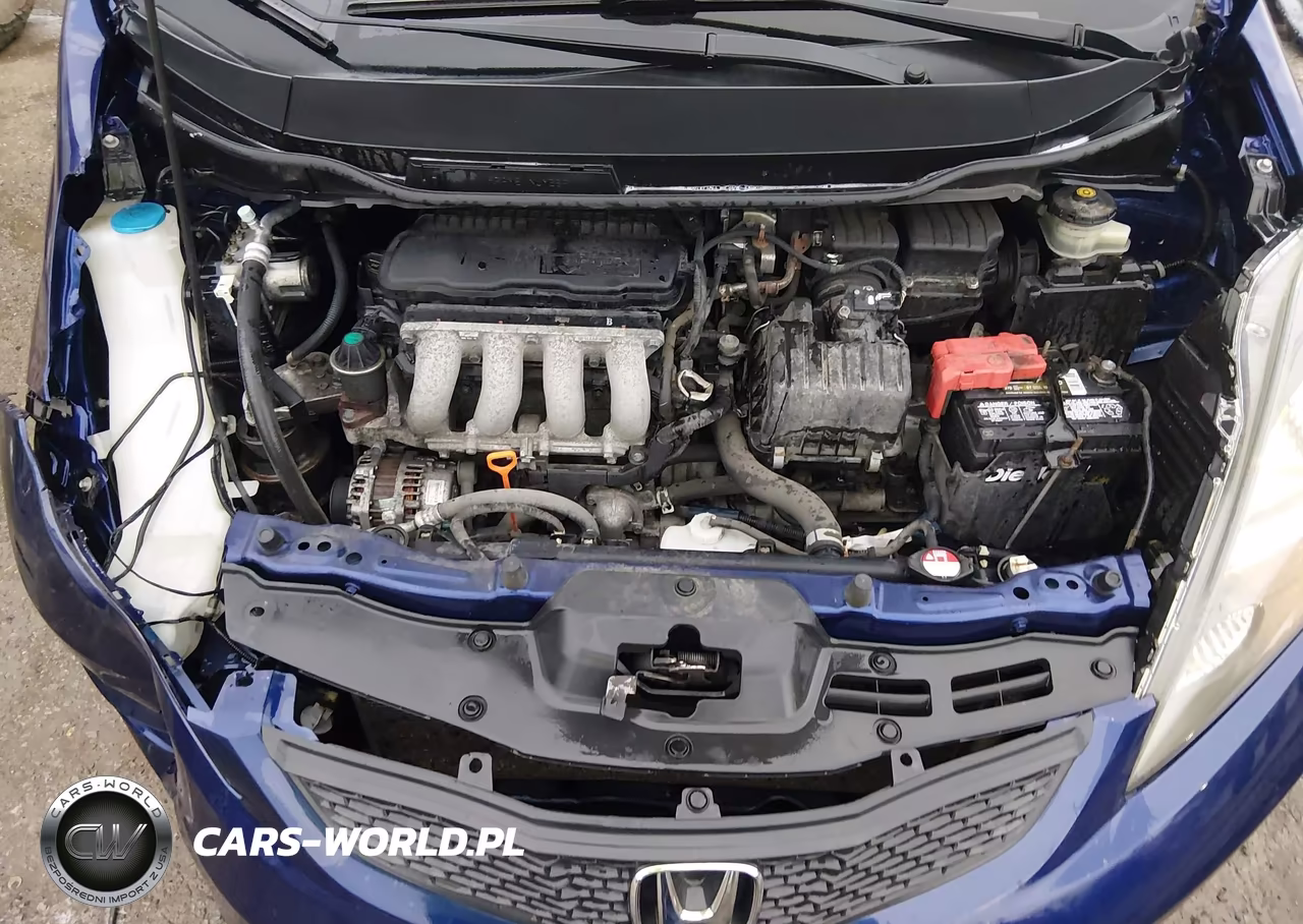 2013 Honda Fit VIN:JHMGE8H34DC063411 - 10