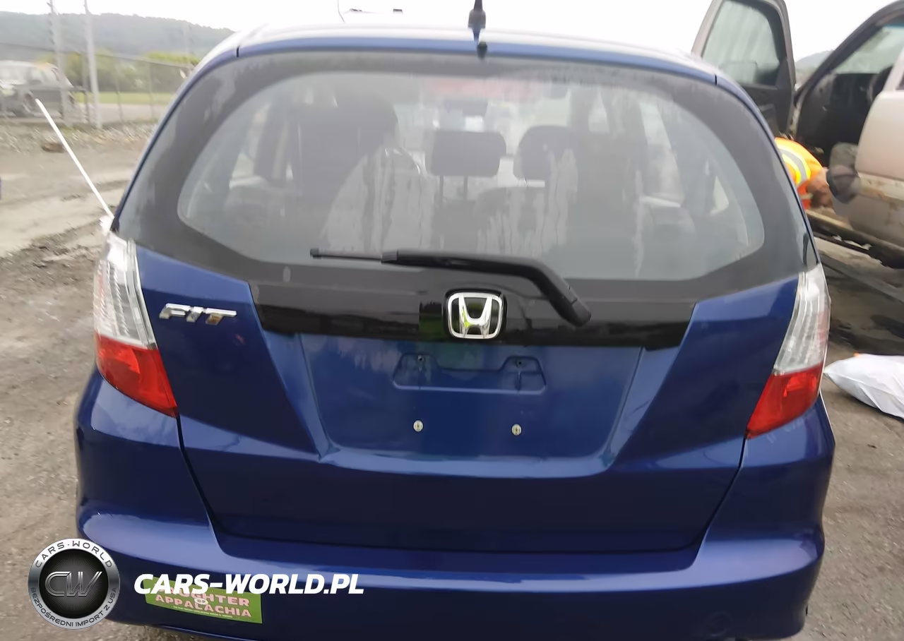 2013 Honda Fit VIN:JHMGE8H34DC063411 - 17