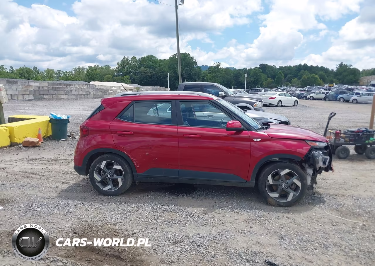 2023 Hyundai Venue Limited VIN:KMHRC8A36PU228752 - 13