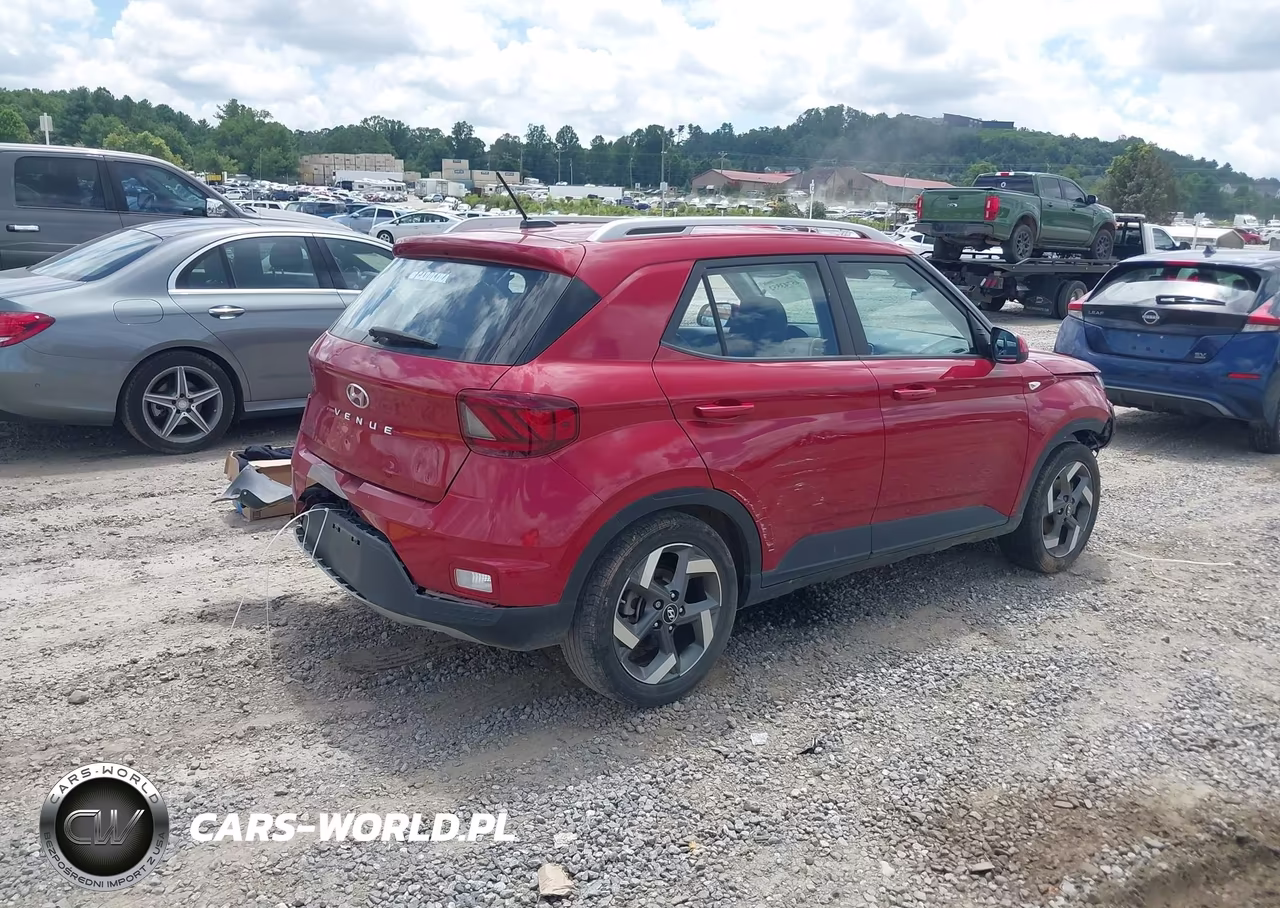 2023 Hyundai Venue Limited VIN:KMHRC8A36PU228752 - 4