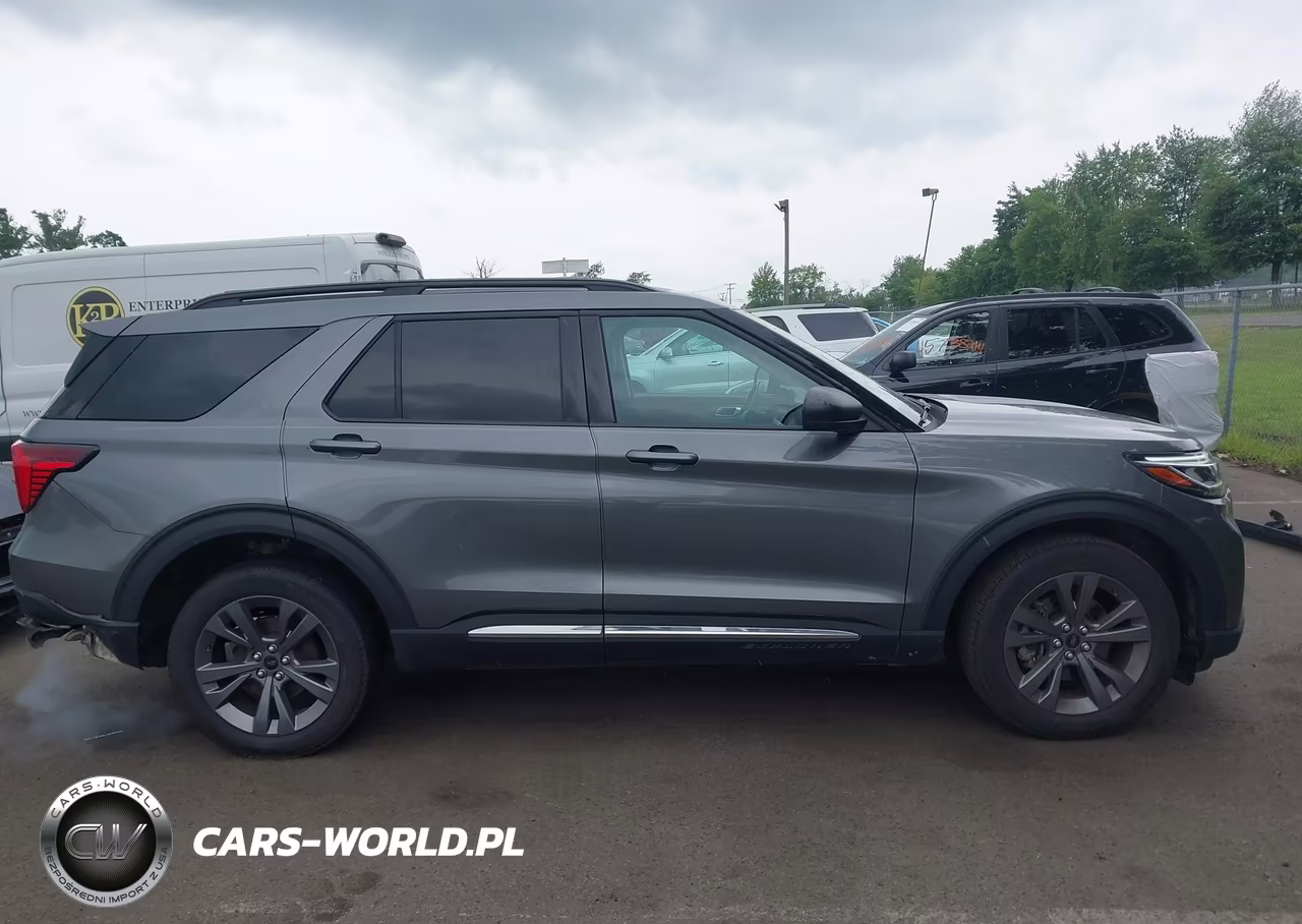 2025 Ford Explorer Active VIN:1FMUK8DH9SGB72902 - 13