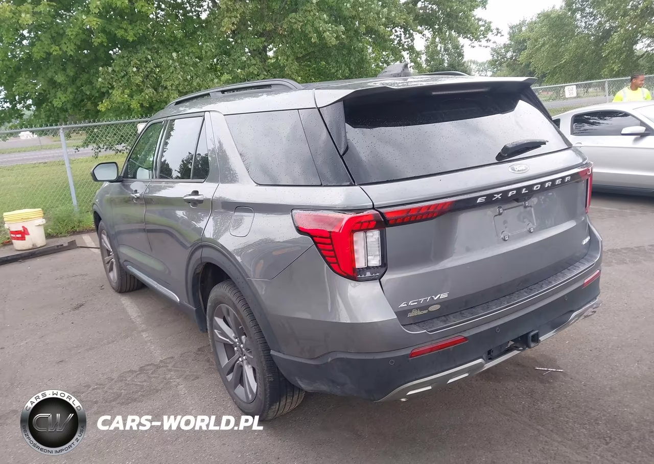 2025 Ford Explorer Active VIN:1FMUK8DH9SGB72902 - 3