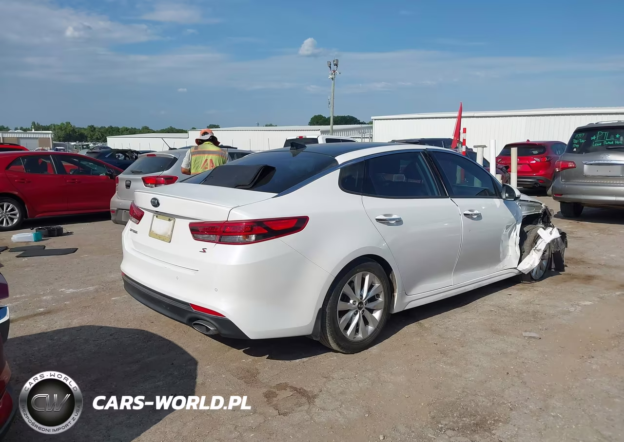 2018 Kia Optima S VIN:5XXGT4L30JG242001 - 4