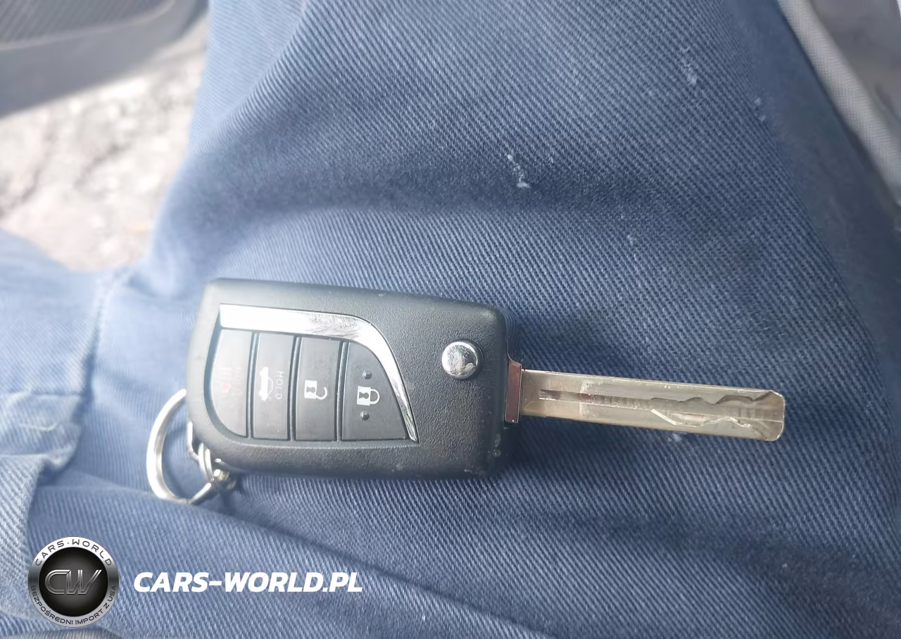 2026 Toyota Corolla Le VIN:5YFB4MDE5TP449209 - 11