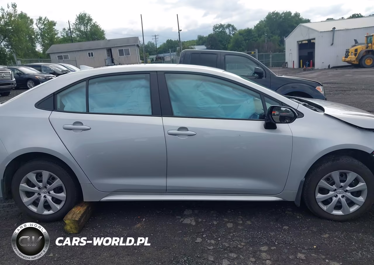 2026 Toyota Corolla Le VIN:5YFB4MDE5TP449209 - 13