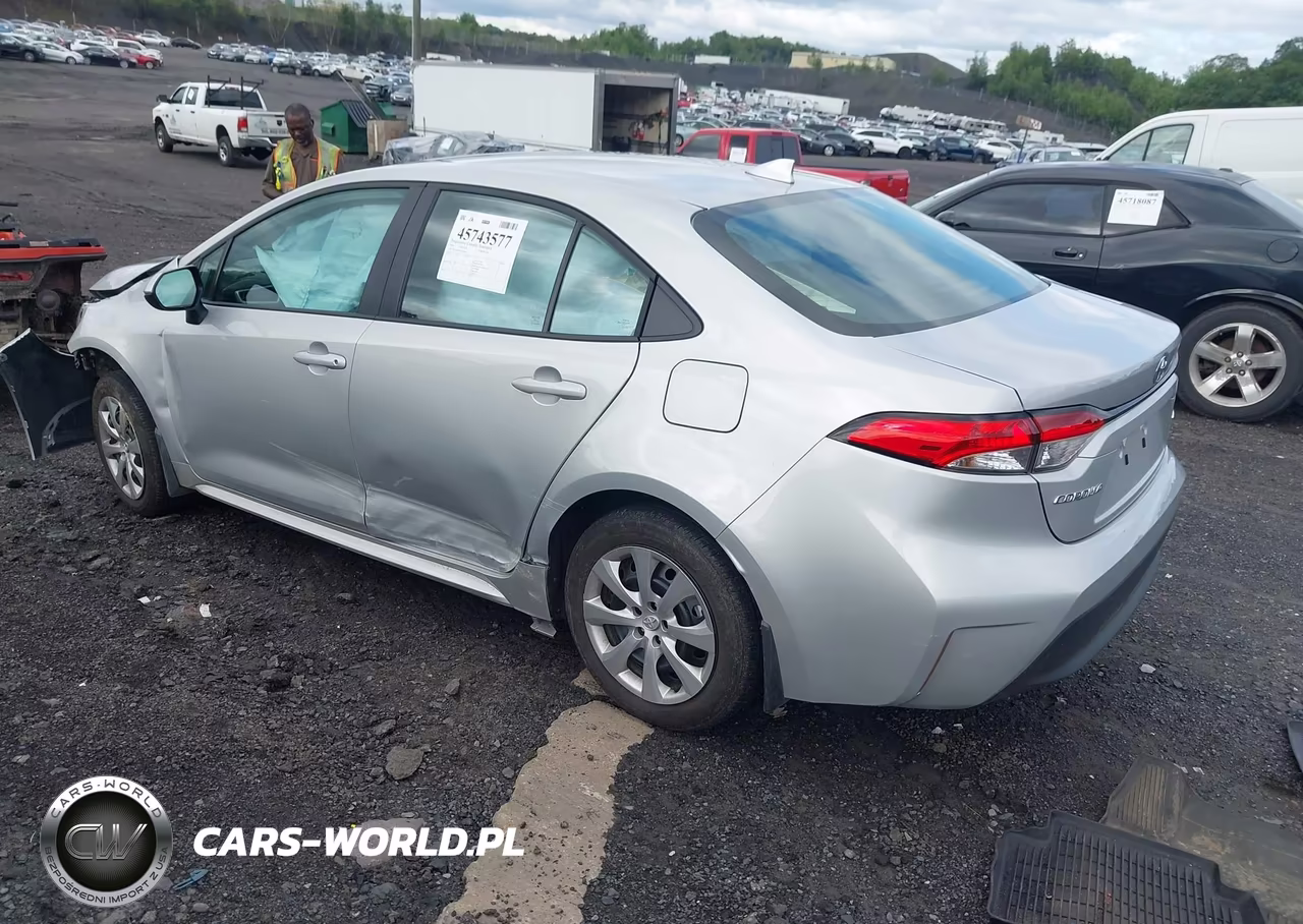 2026 Toyota Corolla Le VIN:5YFB4MDE5TP449209 - 3
