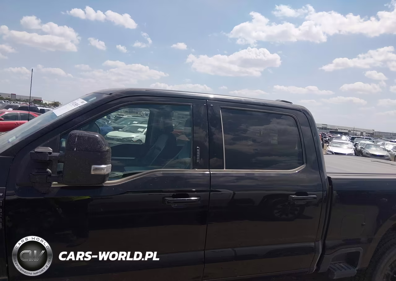 2024 Ford F-250 Lariat VIN:1FT8W2BTXREE79368 - 13
