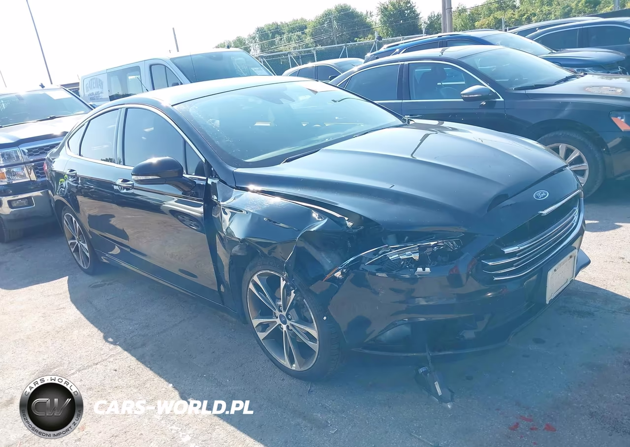 2017 Ford Fusion Titanium – zdjęcie 1 z 16