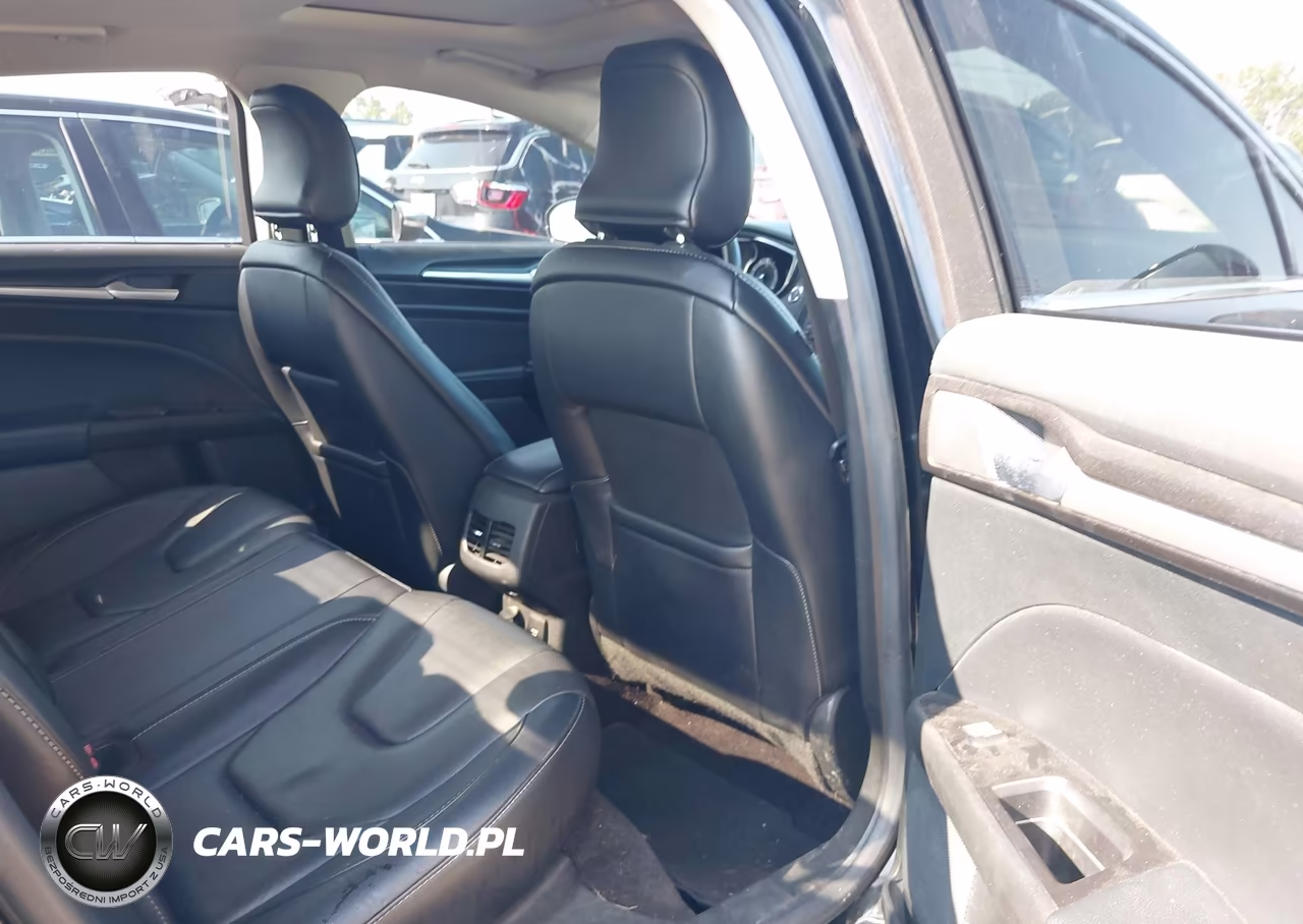 2017 Ford Fusion Titanium VIN:3FA6P0D96HR117176 - 8