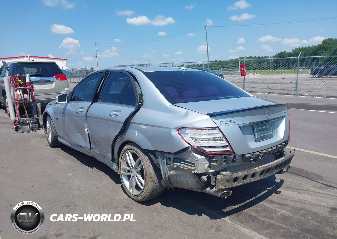 2012 Mercedes-Benz C 250 Sport VIN:WDDGF4HB6CR208884 - 3