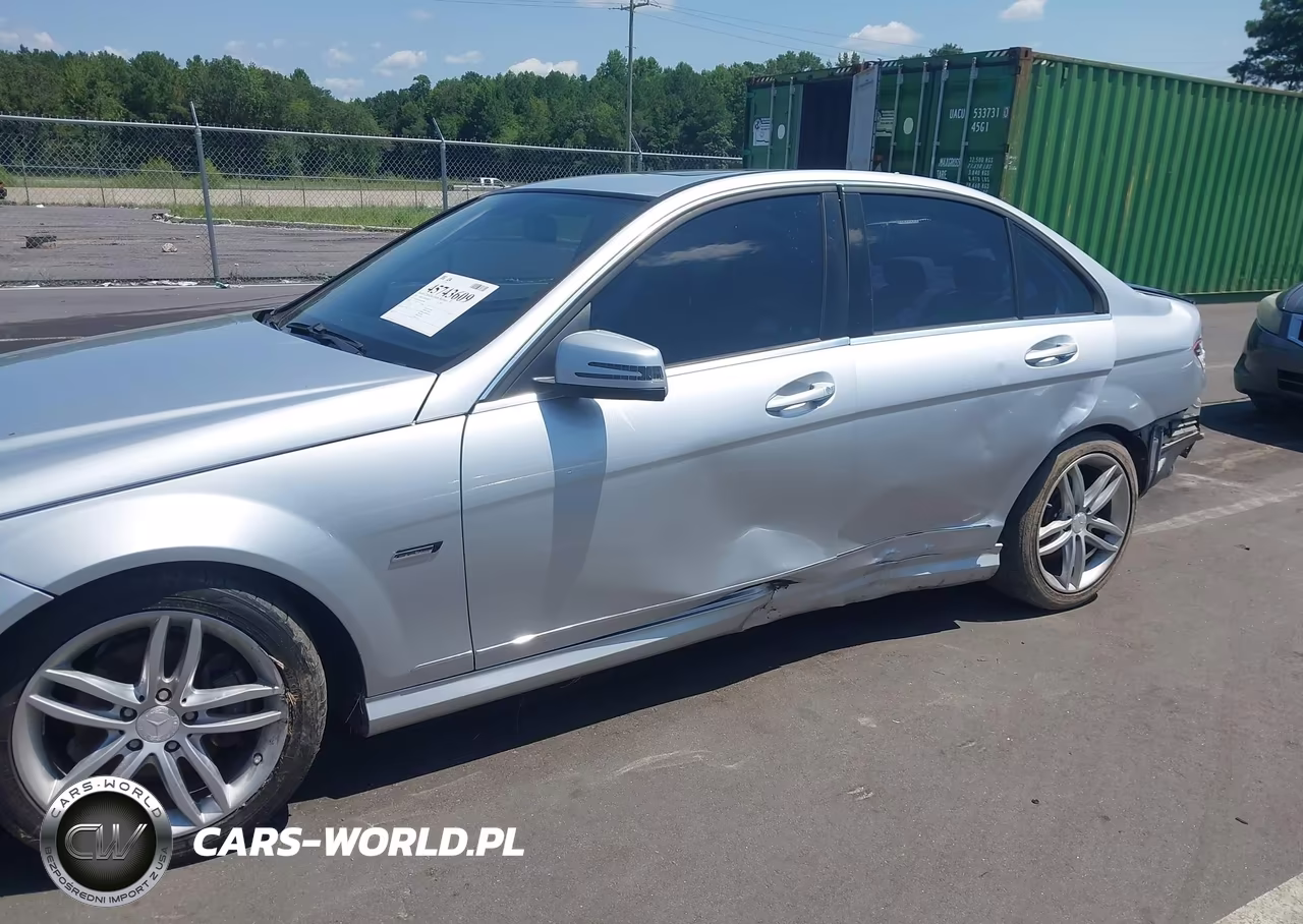2012 Mercedes-Benz C 250 Sport VIN:WDDGF4HB6CR208884 - 6