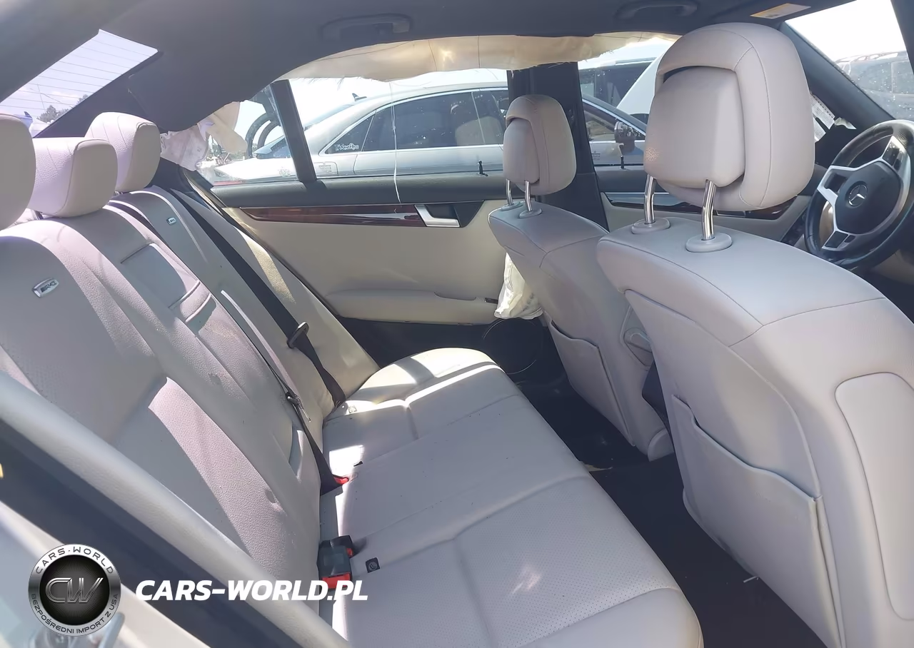 2012 Mercedes-Benz C 250 Sport VIN:WDDGF4HB6CR208884 - 8