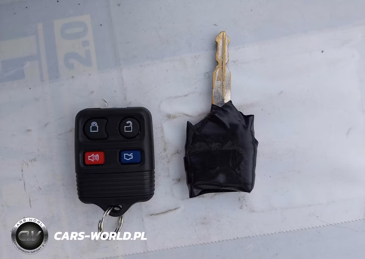 2009 Ford Focus Ses VIN:1FAHP36N49W179940 - 11