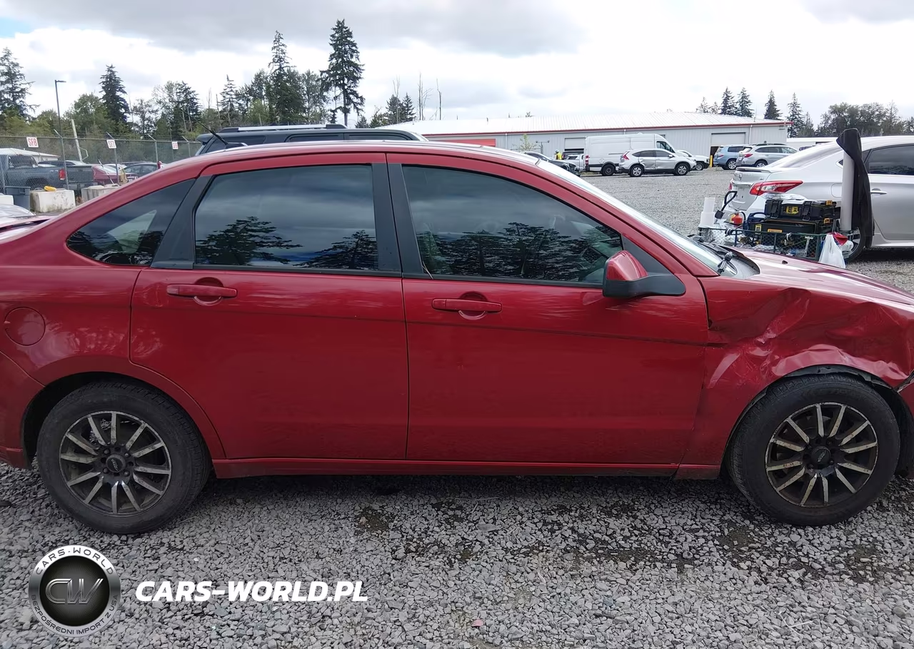 2009 Ford Focus Ses VIN:1FAHP36N49W179940 - 13