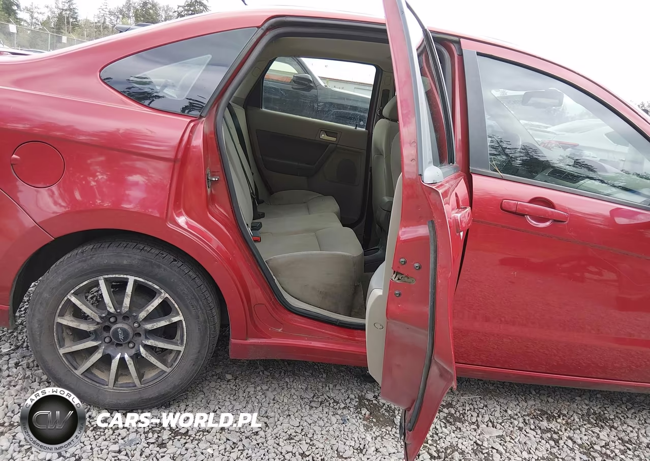 2009 Ford Focus Ses VIN:1FAHP36N49W179940 - 8