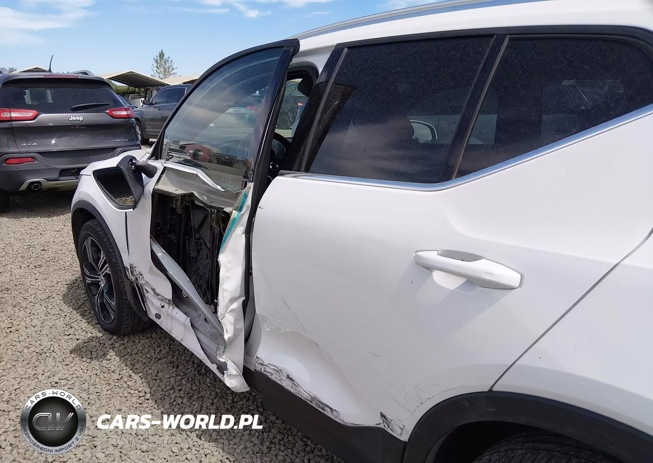 2022 Volvo Xc40 T5 Inscription VIN:YV4162UL9N2651803 - 18