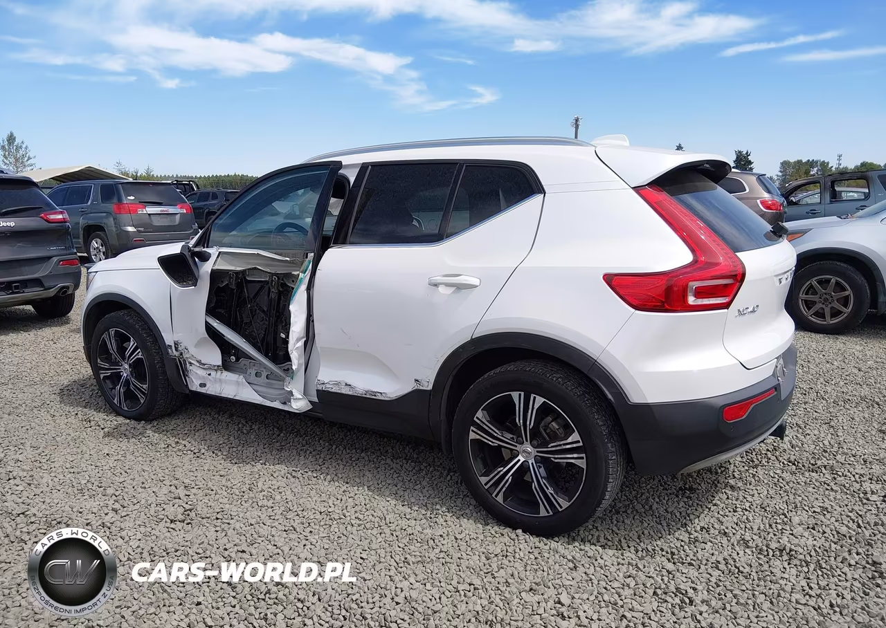 2022 Volvo Xc40 T5 Inscription VIN:YV4162UL9N2651803 - 3