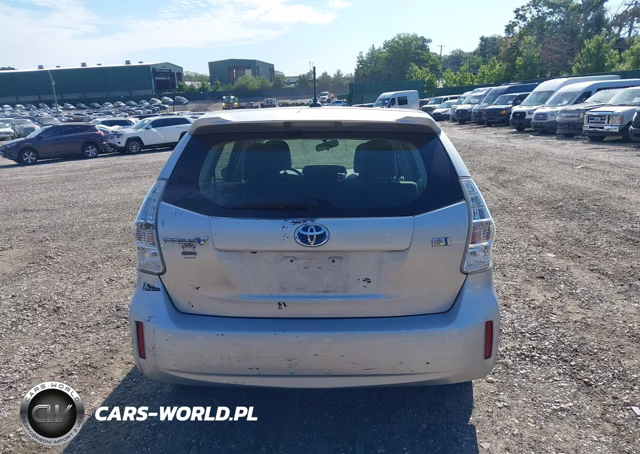 2013 Toyota Prius V Three VIN:JTDZN3EU9D3282150 - 16