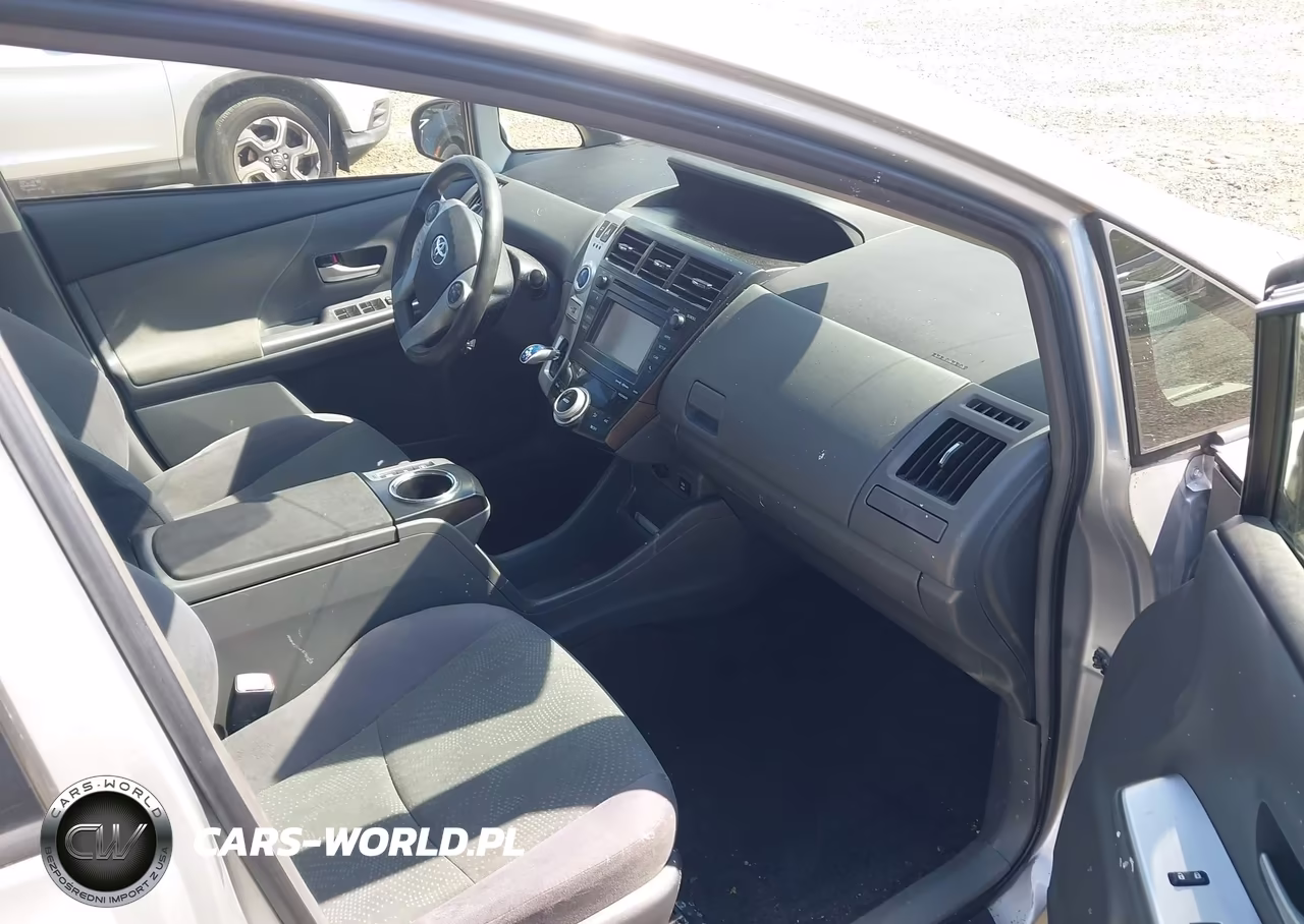 2013 Toyota Prius V Three VIN:JTDZN3EU9D3282150 - 5