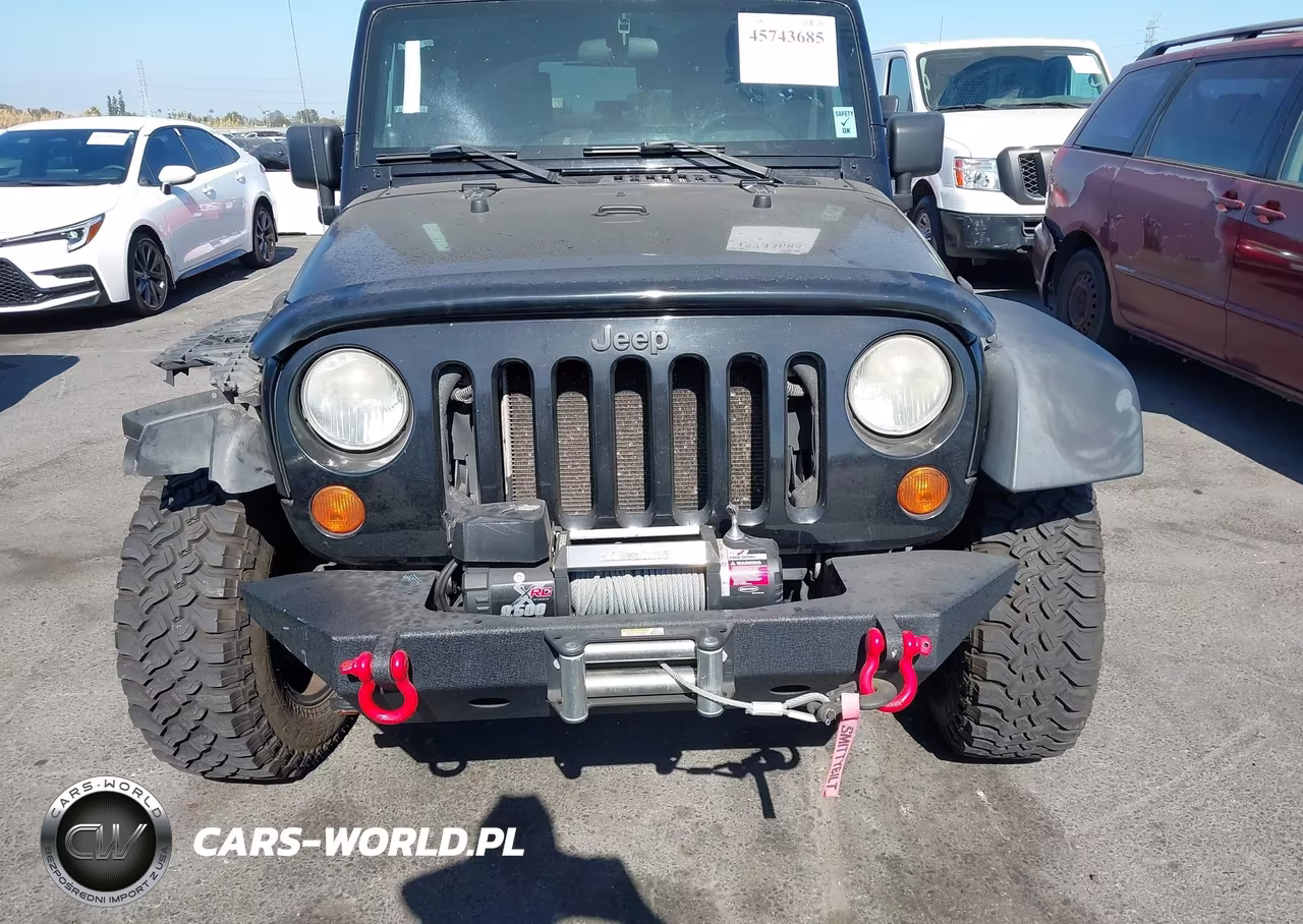 2007 Jeep Wrangler Unlimited X VIN:1J4GA39177L169993 - 12