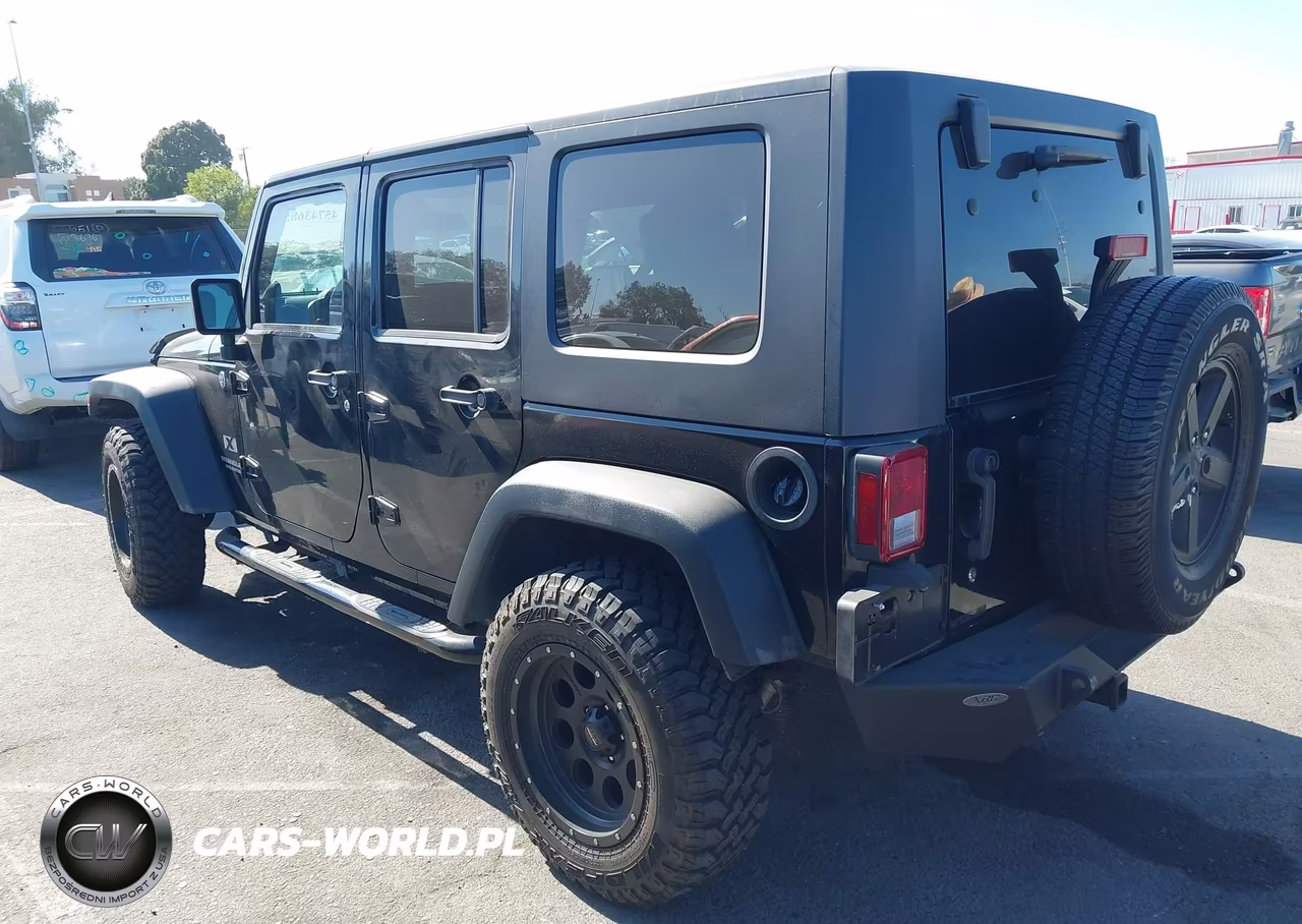2007 Jeep Wrangler Unlimited X VIN:1J4GA39177L169993 - 3