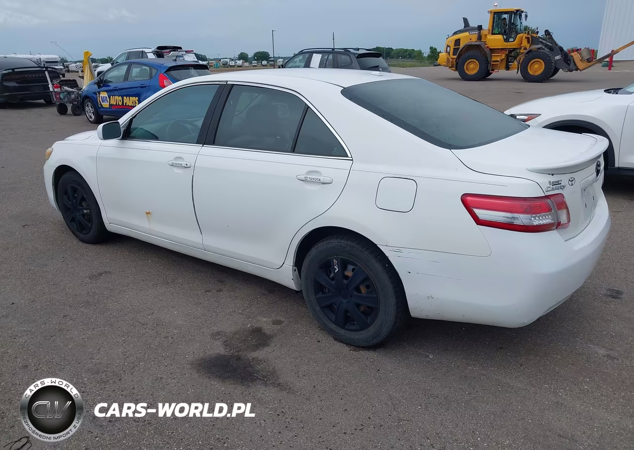 2010 Toyota Camry Le VIN:4T4BF3EK3AR005319 - 3