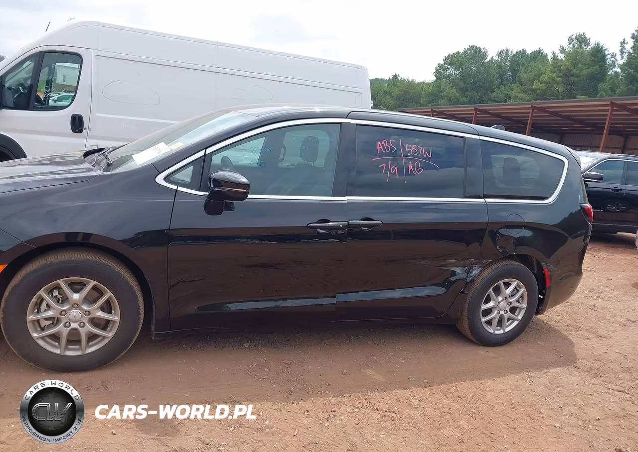 2027 Chrysler Pacifica VIN:2C4RC1BG6VR553750 - 14