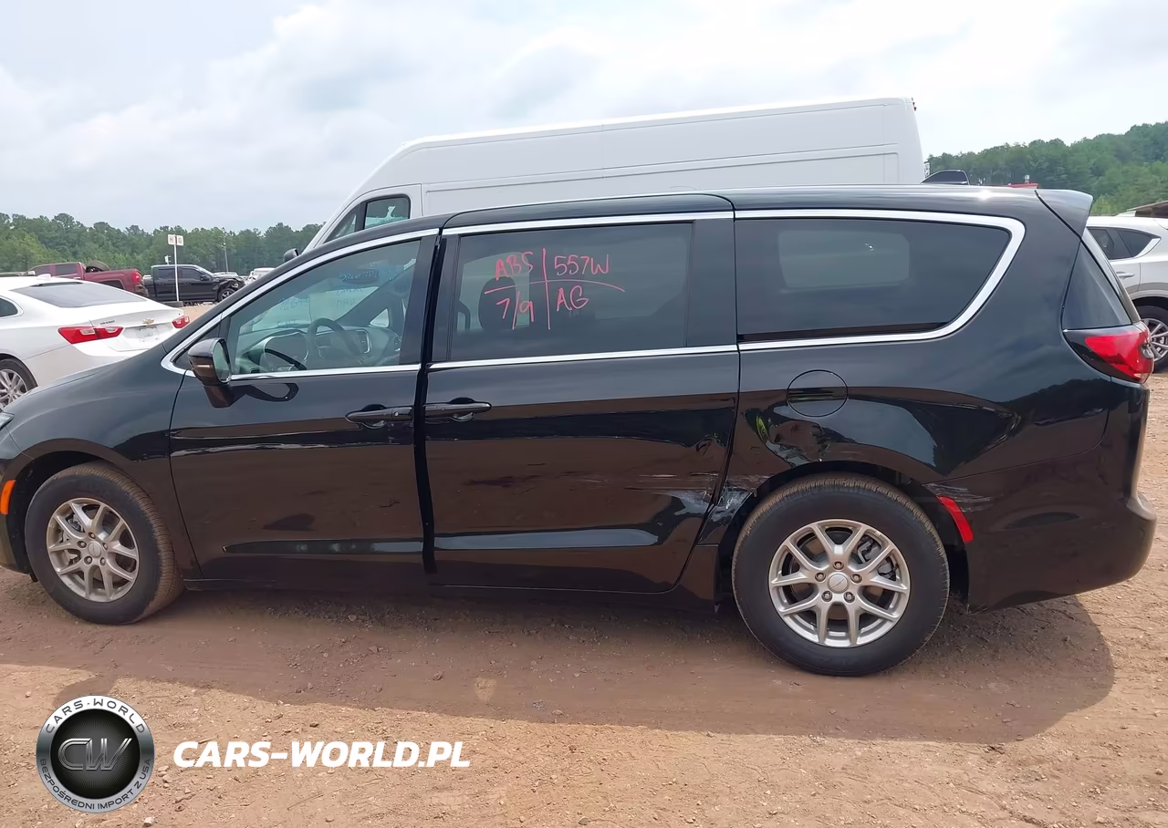 2027 Chrysler Pacifica VIN:2C4RC1BG6VR553750 - 6