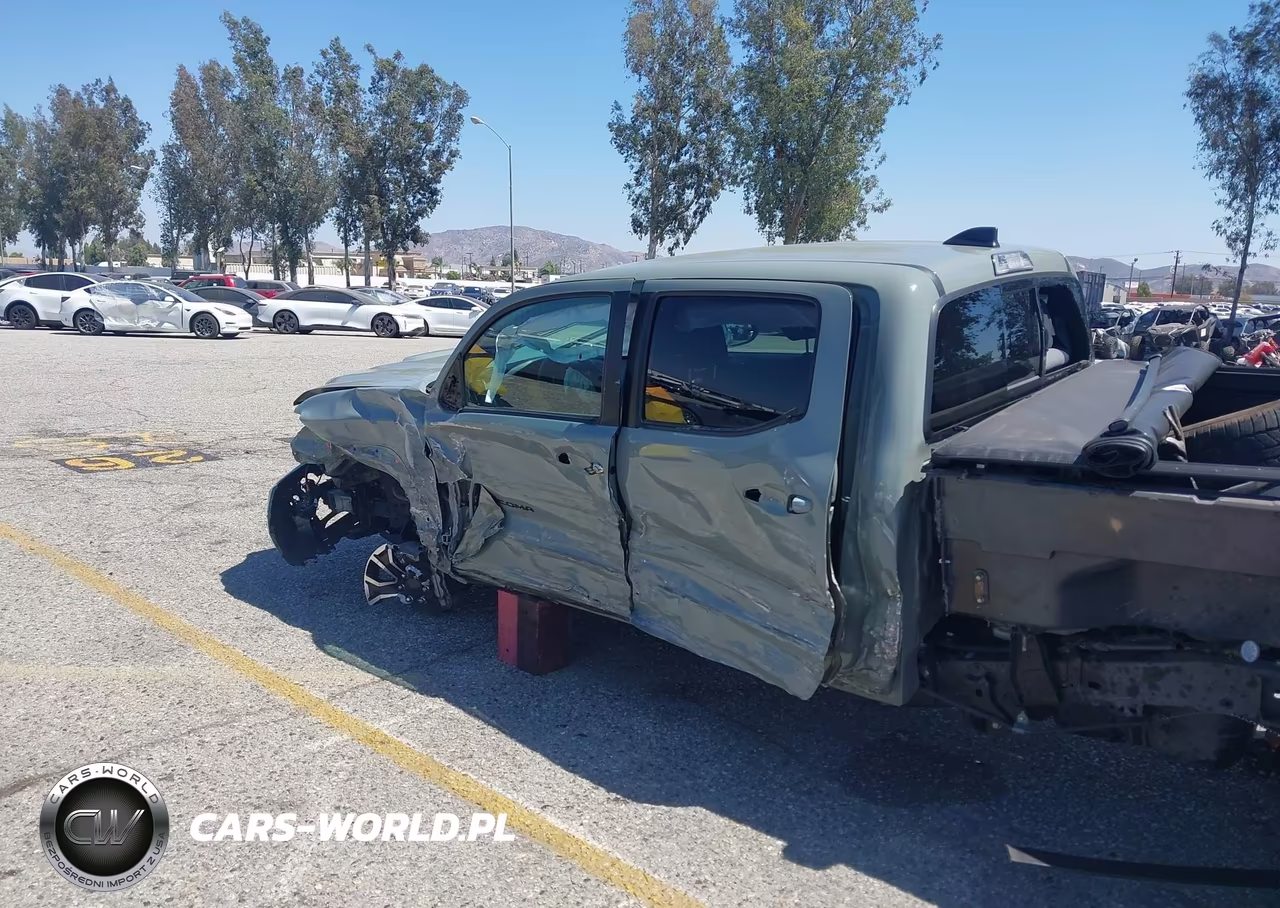 2023 Toyota Tacoma Trd Sport VIN:3TMDZ5BN9PM157000 - 13