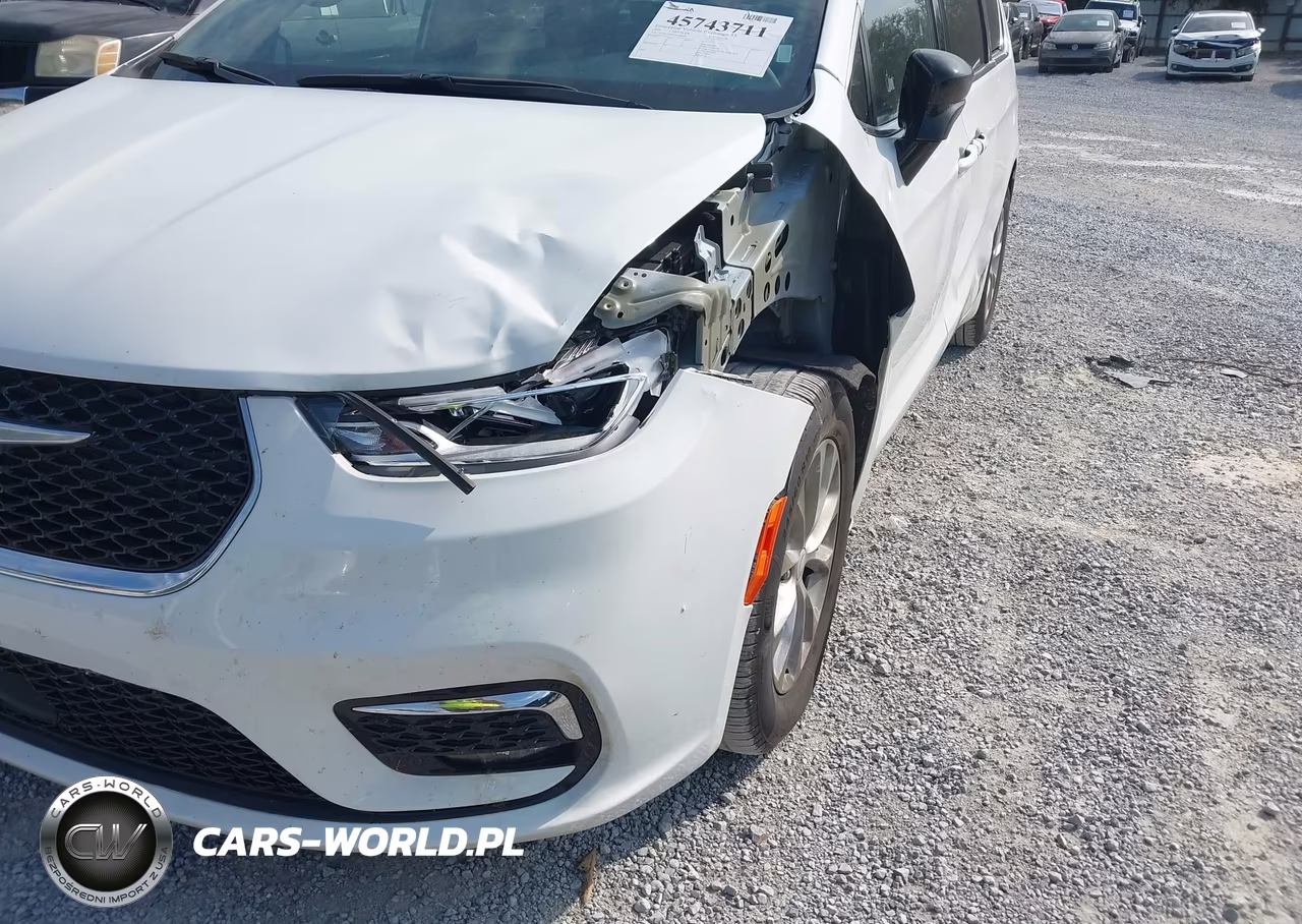 2026 Chrysler Pacifica Limited VIN:2C4RC1GG1TR190036 - 19