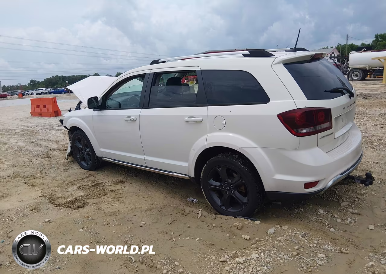 2019 Dodge Journey Crossroad VIN:3C4PDCGG2KT857756 - 13