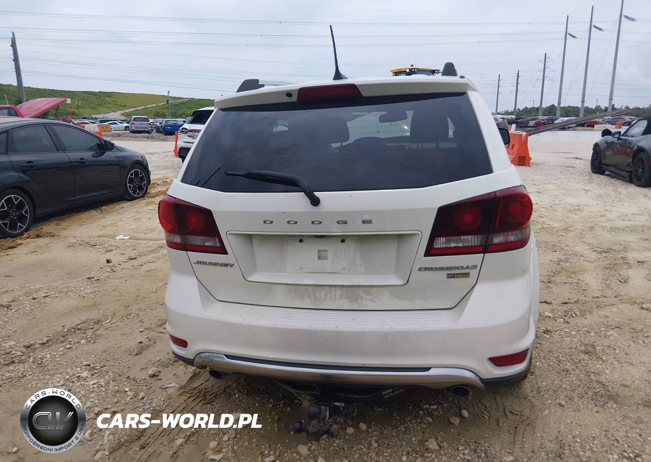 2019 Dodge Journey Crossroad VIN:3C4PDCGG2KT857756 - 15