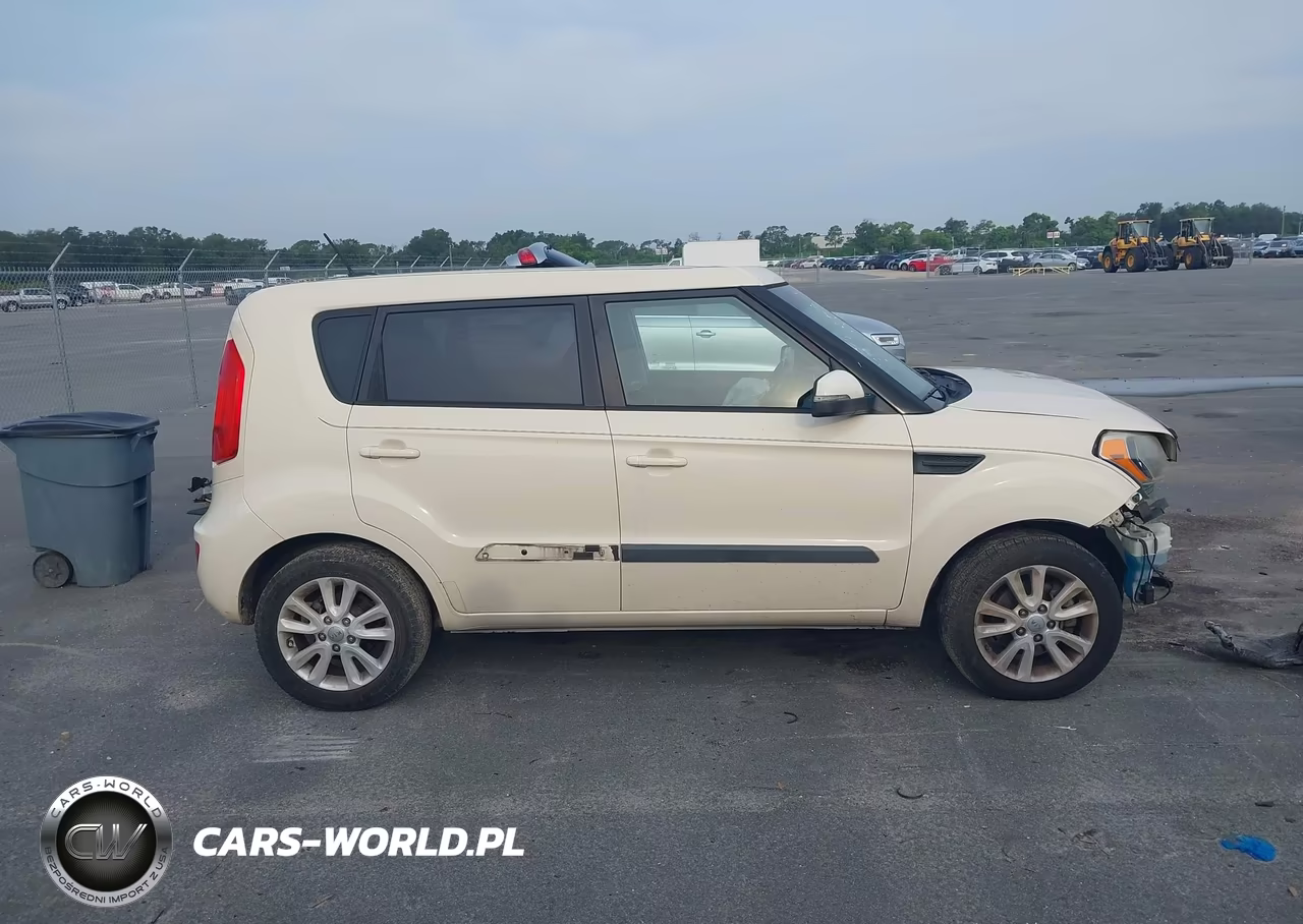 2013 Kia Soul + VIN:KNDJT2A64D7756342 - 14