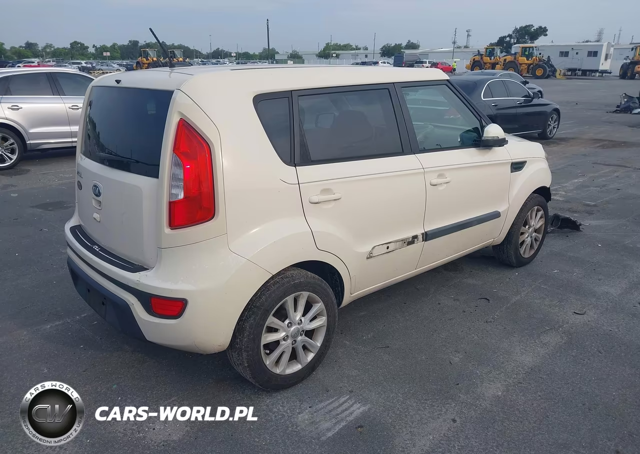 2013 Kia Soul + VIN:KNDJT2A64D7756342 - 4