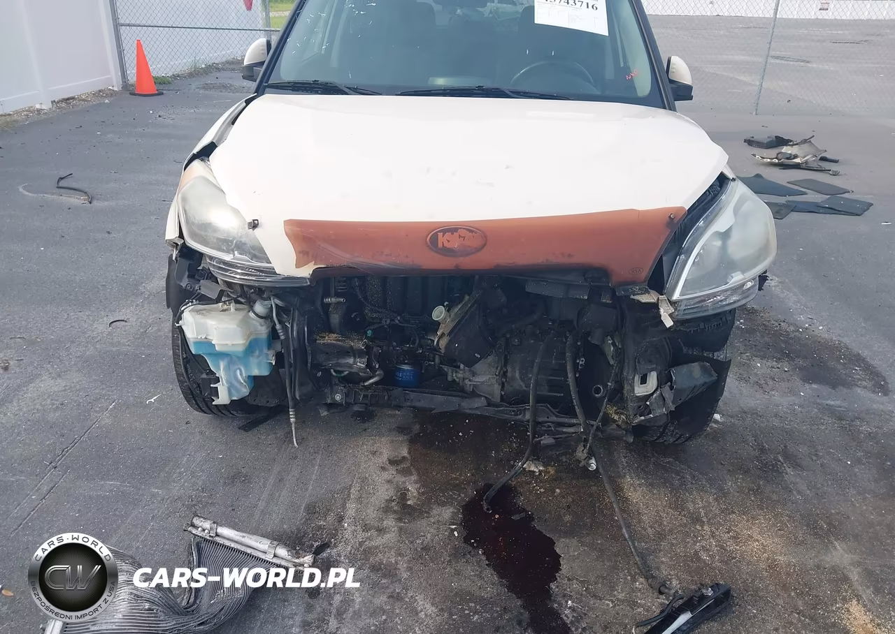 2013 Kia Soul + VIN:KNDJT2A64D7756342 - 6