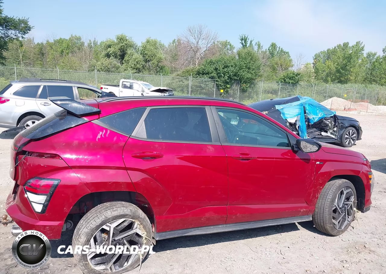 2025 Hyundai Kona N Line S VIN:KM8HBCA36SU251345 - 13