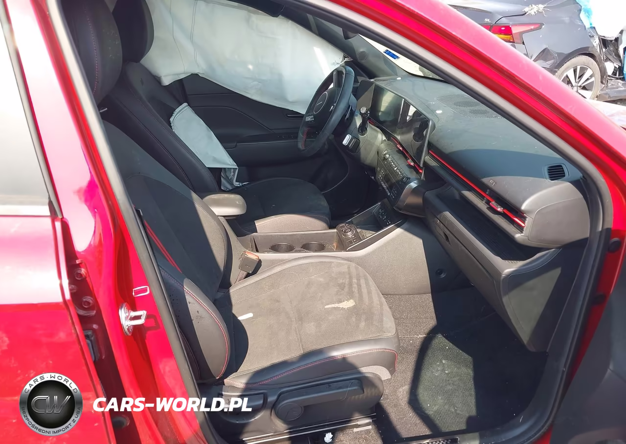 2025 Hyundai Kona N Line S VIN:KM8HBCA36SU251345 - 5
