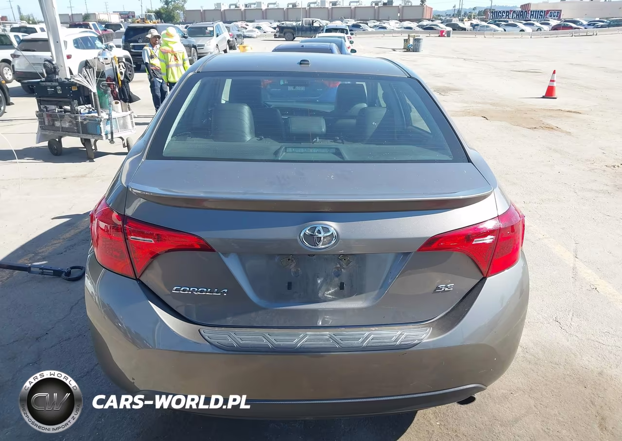 2019 Toyota Corolla Se VIN:2T1BURHE5KC129376 - 17