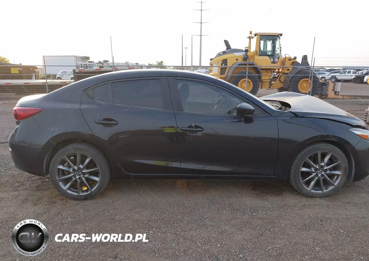 2018 Mazda Mazda3 Sport VIN:3MZBN1U7XJM167503 - 13