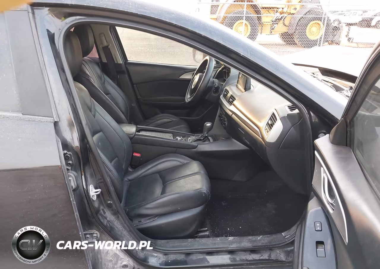 2018 Mazda Mazda3 Sport VIN:3MZBN1U7XJM167503 - 5