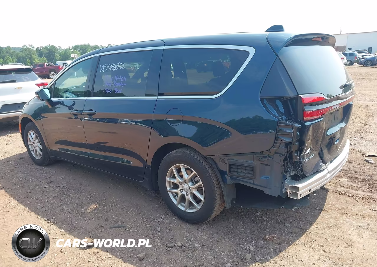 2025 Chrysler Pacifica Select VIN:2C4RC1BG5SR612492 - 3