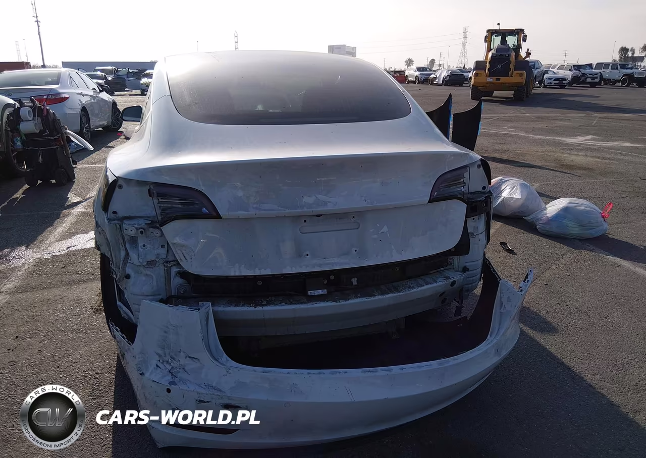 2018 Tesla Model 3 Long Range-Mid Range VIN:5YJ3E1EA2JF053002 - 17