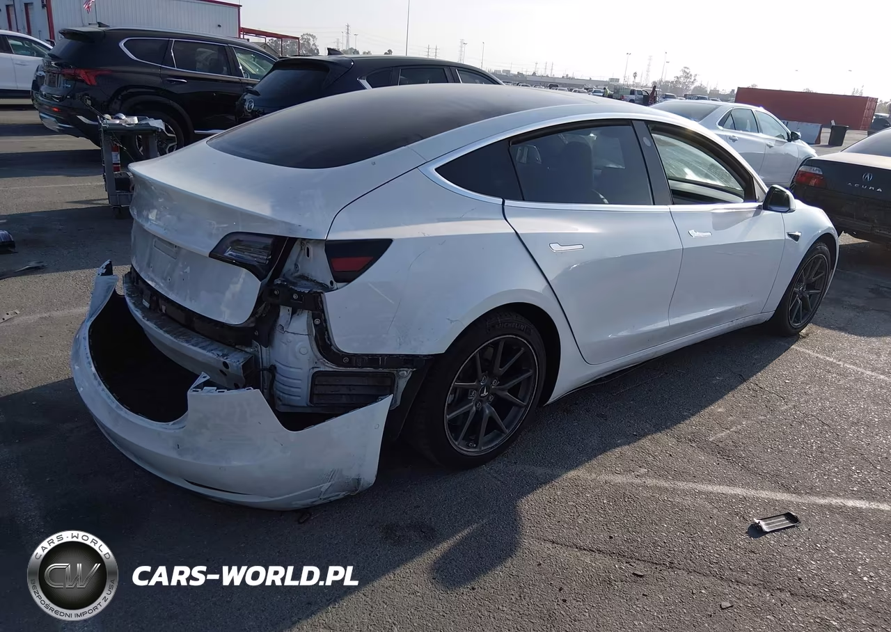 2018 Tesla Model 3 Long Range-Mid Range VIN:5YJ3E1EA2JF053002 - 4