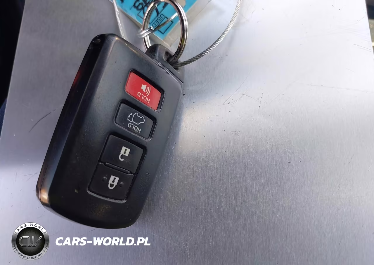 2018 Toyota Rav4 Xle VIN:2T3WFREV1JW469824 - 11