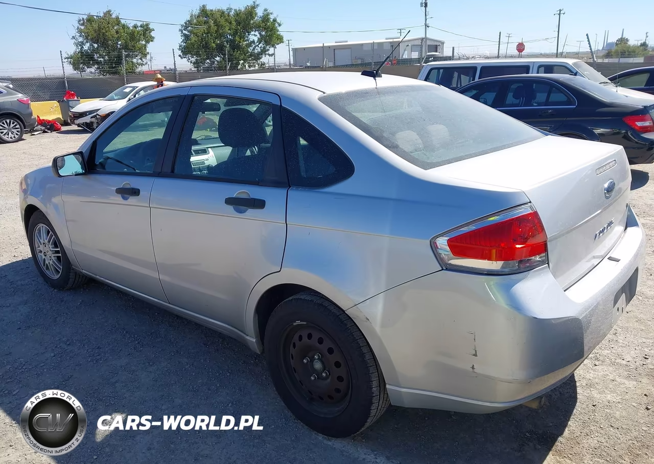 2011 Ford Focus Se VIN:1FAHP3FN4BW198459 - 3