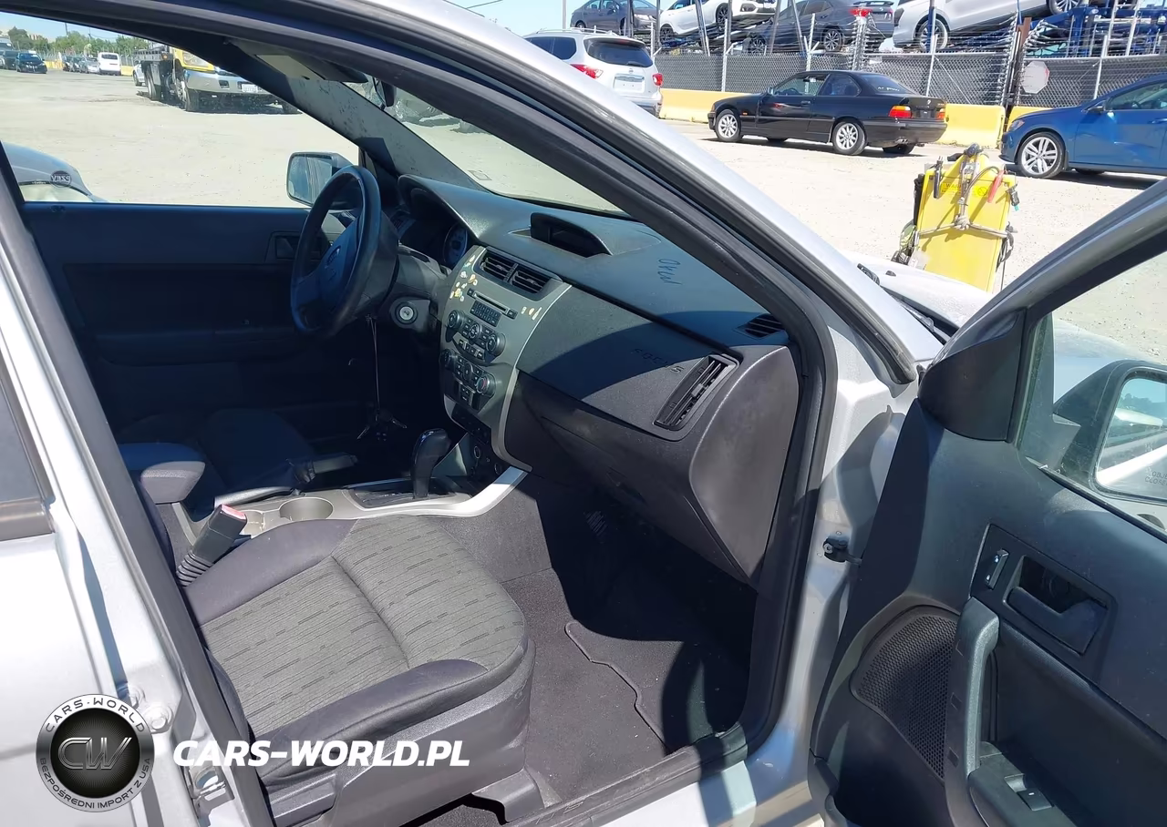 2011 Ford Focus Se VIN:1FAHP3FN4BW198459 - 5