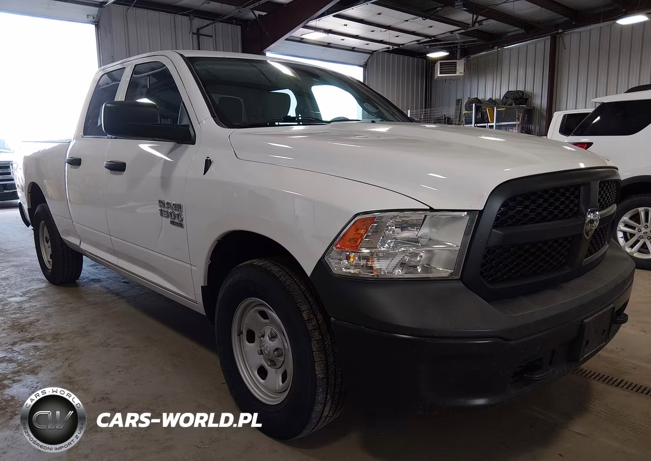 2019 Ram 1500 Classic Tradesman 4X4 6'4 Box – zdjęcie 1 z 16