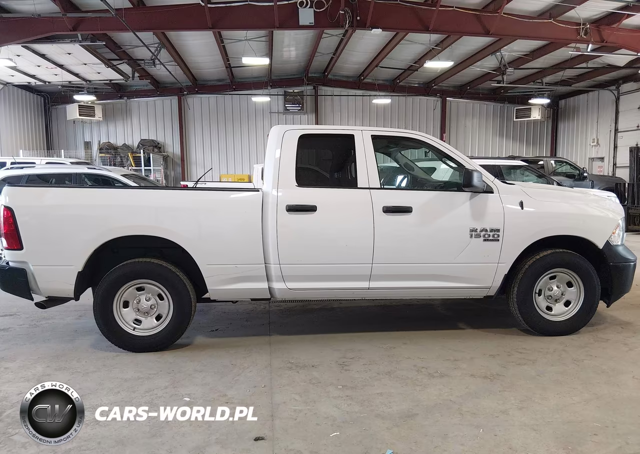 2019 Ram 1500 Classic Tradesman 4X4 6'4 Box VIN:1C6RR7FG6KS632798 - 13