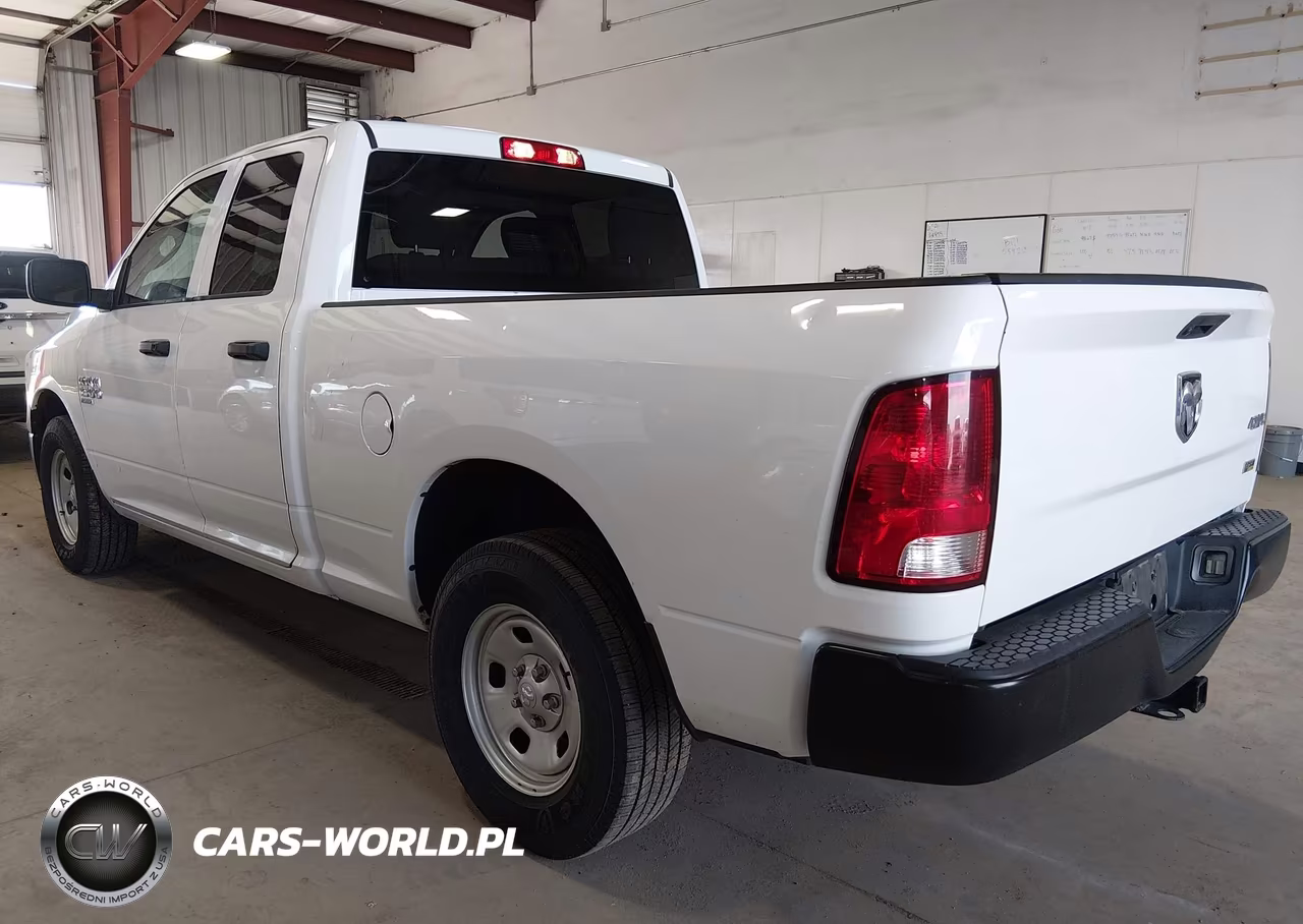 2019 Ram 1500 Classic Tradesman 4X4 6'4 Box VIN:1C6RR7FG6KS632798 - 3